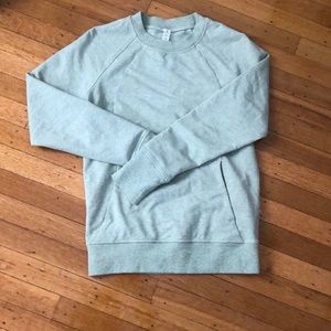 Lululemon scuba crew